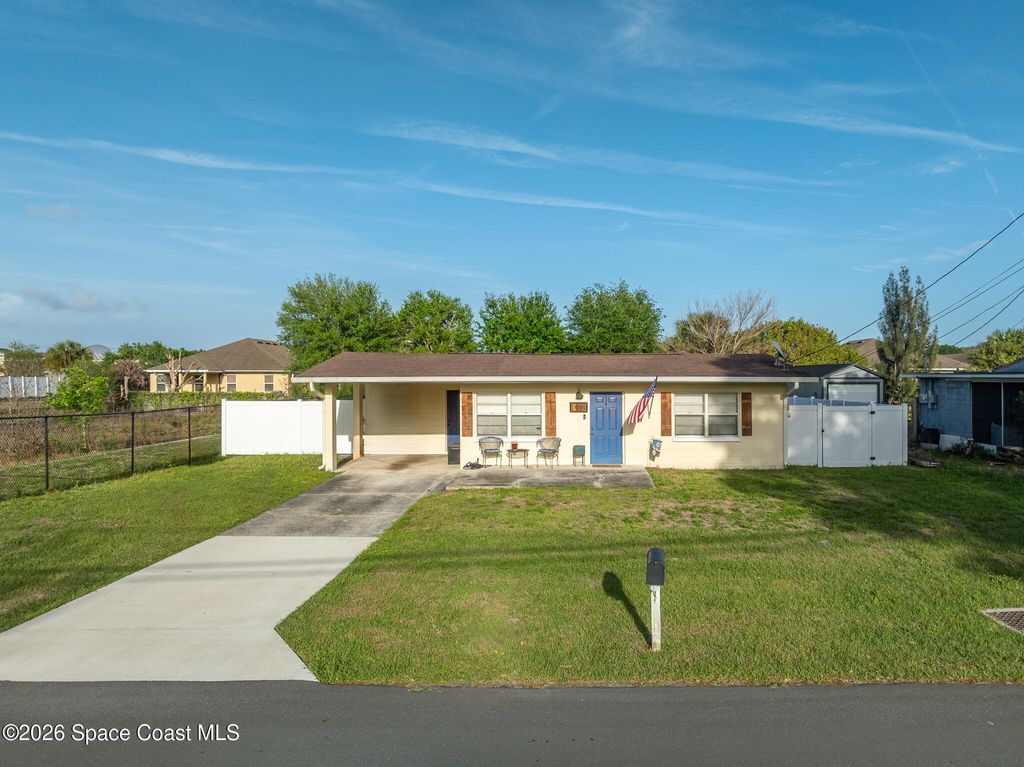 90 Stephenson Drive, Melbourne, FL 32904