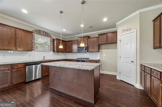 1515 Highland Creek Drive, Monroe, GA 30656