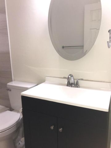 877 Eleanor Ave, Sacramento, CA 95815