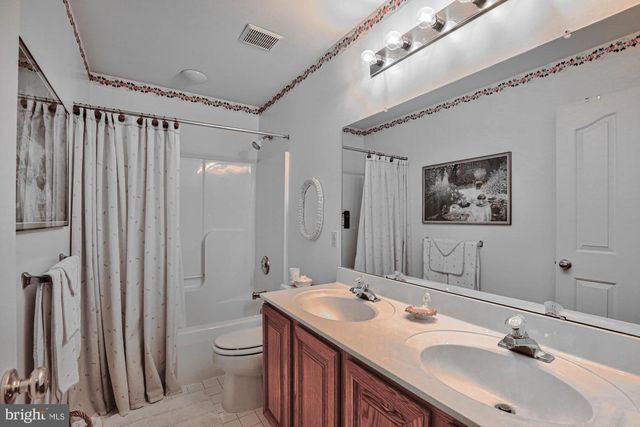 507 FALCON DR, Kennett Square, PA 19348