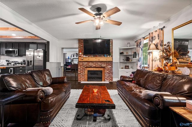 403 Forest Road, Gadsden, AL 35901