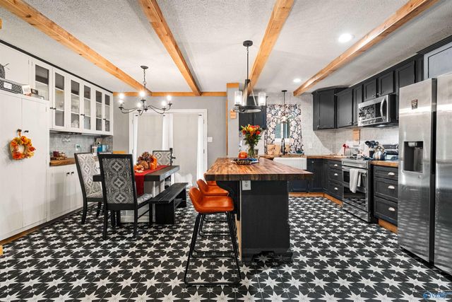 403 Forest Road, Gadsden, AL 35901