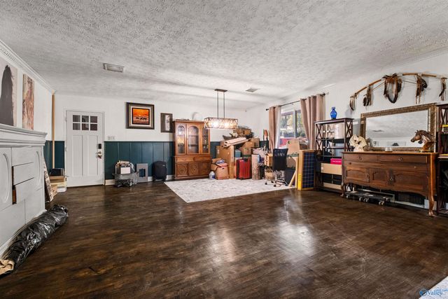 403 Forest Road, Gadsden, AL 35901