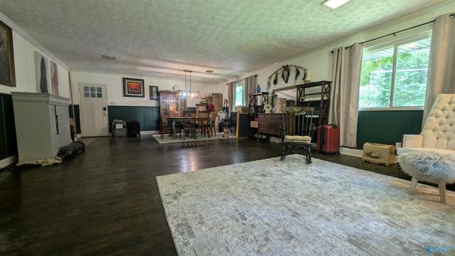 403 Forest Road, Gadsden, AL 35901