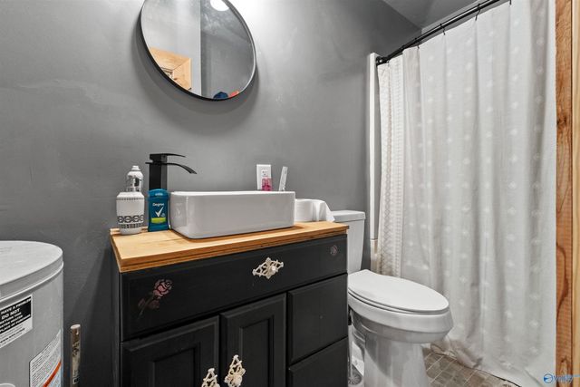 403 Forest Road, Gadsden, AL 35901