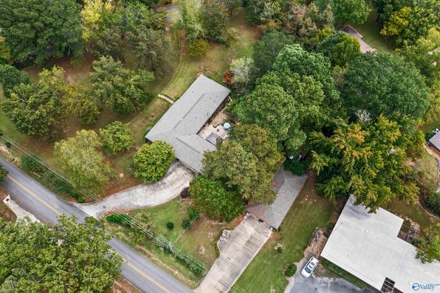 403 Forest Road, Gadsden, AL 35901