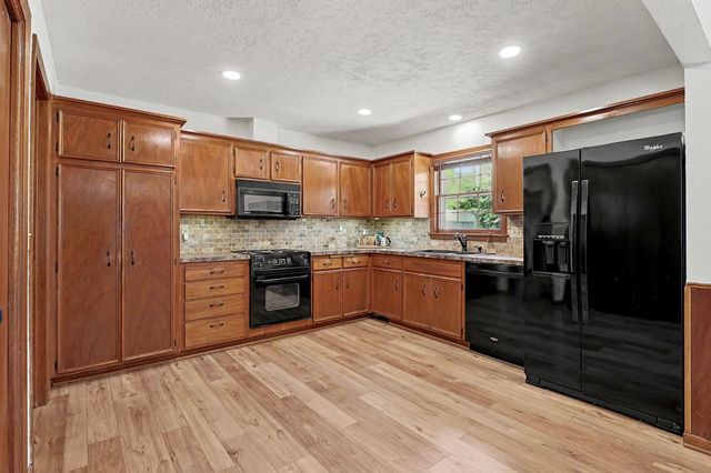 2033 N Gow, Wichita, KS 67203