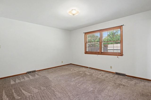 2033 N Gow, Wichita, KS 67203