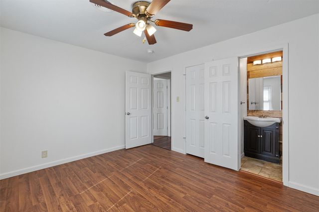 301 E 1st ST, Rockdale, TX 76567
