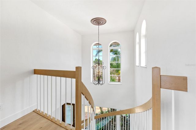 330 W BAY DRIVE, Venice, FL 34285
