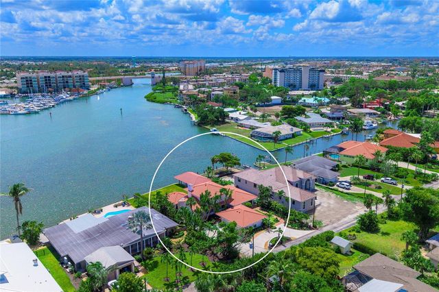 330 W BAY DRIVE, Venice, FL 34285