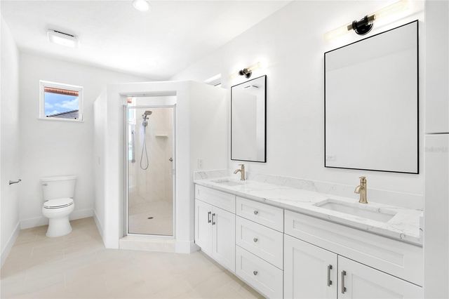 330 W BAY DRIVE, Venice, FL 34285