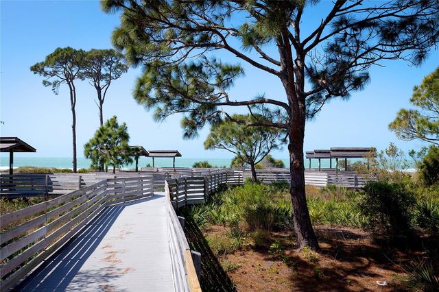 330 W BAY DRIVE, Venice, FL 34285
