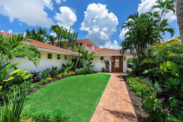 330 W BAY DRIVE, Venice, FL 34285