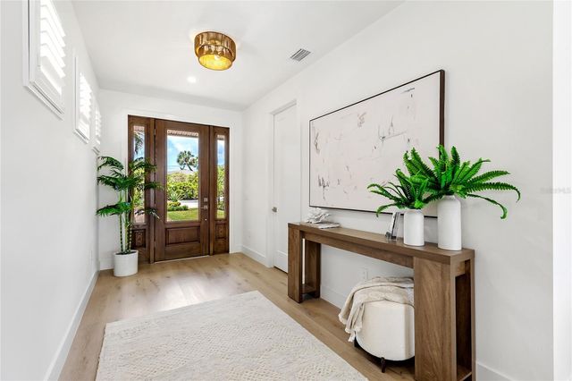 330 W BAY DRIVE, Venice, FL 34285
