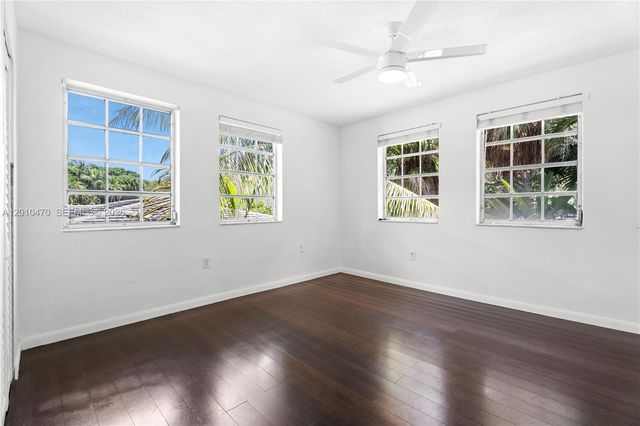 5520 San Vicente St, Coral Gables, FL 33146