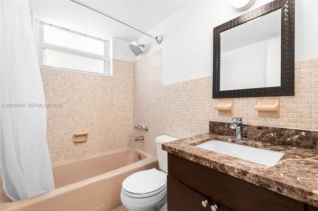 5520 San Vicente St, Coral Gables, FL 33146