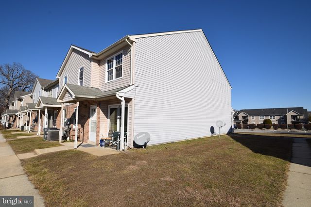 203 HIGHLAND BLVD #D, New Castle, DE 19720