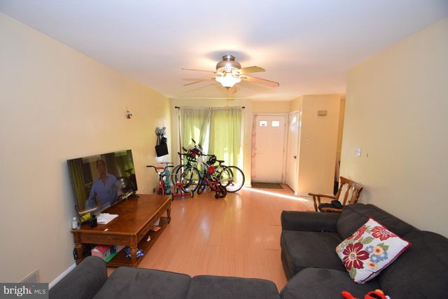 203 HIGHLAND BLVD #D, New Castle, DE 19720