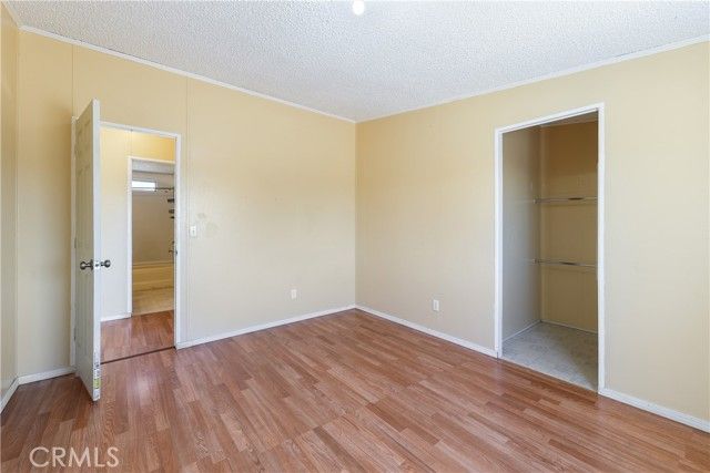 8195 Alta Mesa Road, Oak Hills, CA 92344