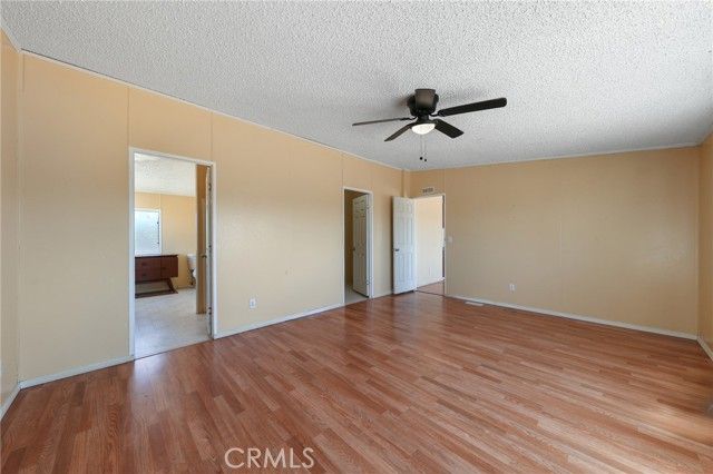 8195 Alta Mesa Road, Oak Hills, CA 92344