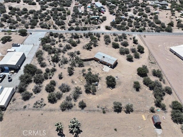 8195 Alta Mesa Road, Oak Hills, CA 92344