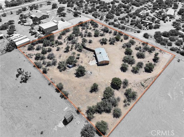 8195 Alta Mesa Road, Oak Hills, CA 92344