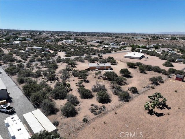 8195 Alta Mesa Road, Oak Hills, CA 92344