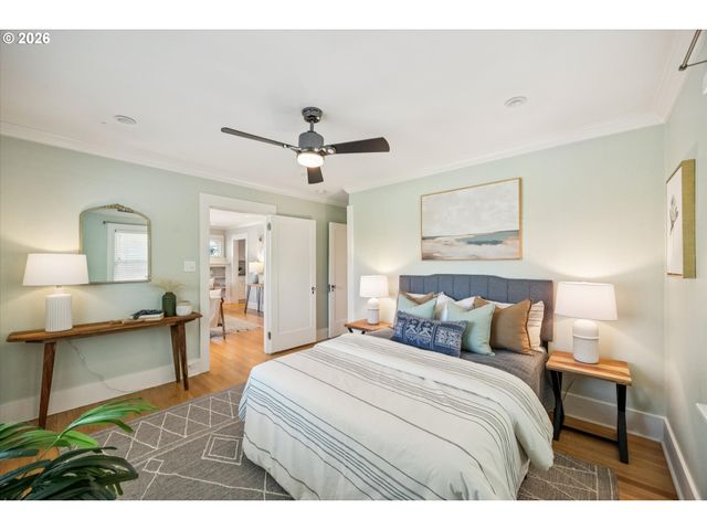 7054 N DELAWARE Ave, Portland, OR 97217