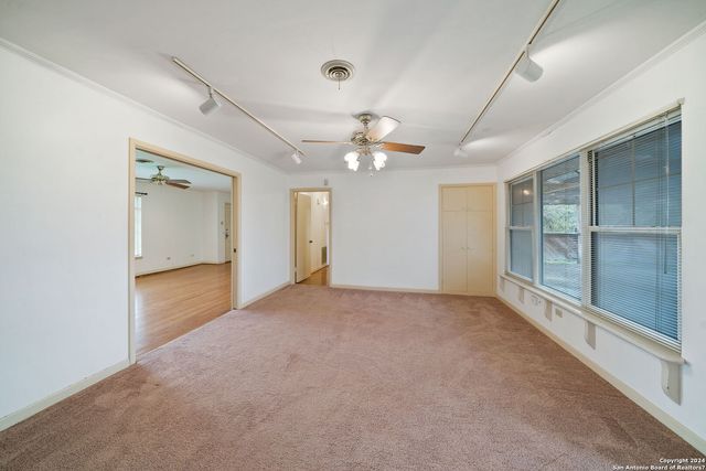 112 SUNWAY DR, San Antonio, TX 78232