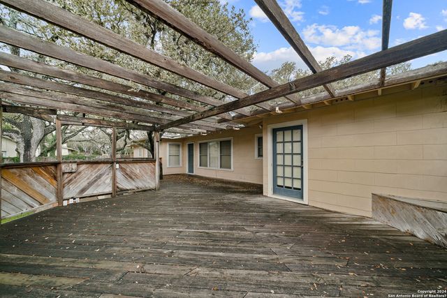 112 SUNWAY DR, San Antonio, TX 78232
