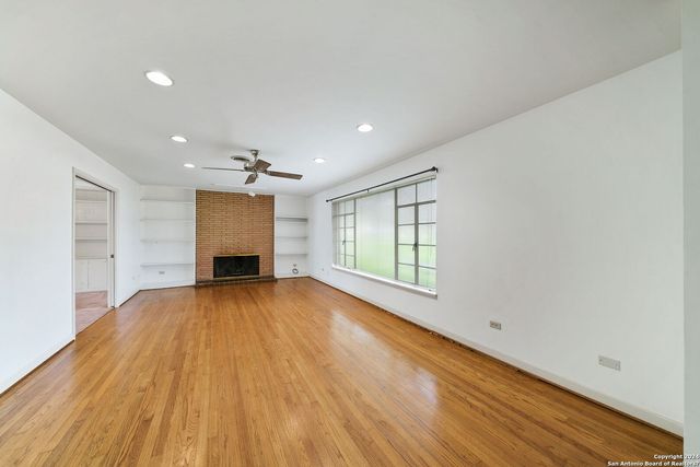112 SUNWAY DR, San Antonio, TX 78232