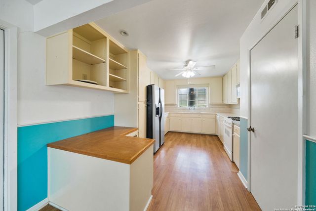 112 SUNWAY DR, San Antonio, TX 78232