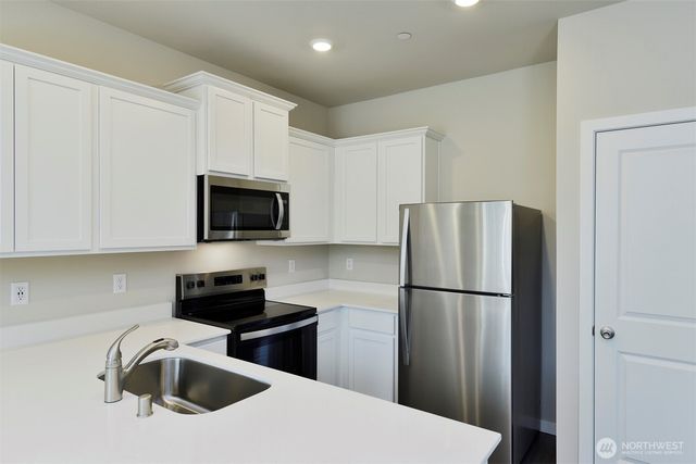 1306 E 53rd Street, Tacoma, WA 98404