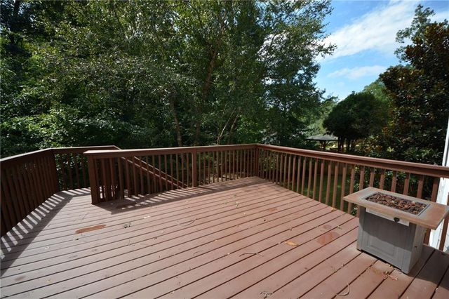 3748 Hickory Manor Drive, Suwanee, GA 30024
