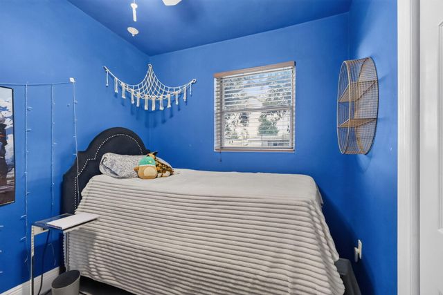 3842 Ocala Road, Lake Worth, FL 33462