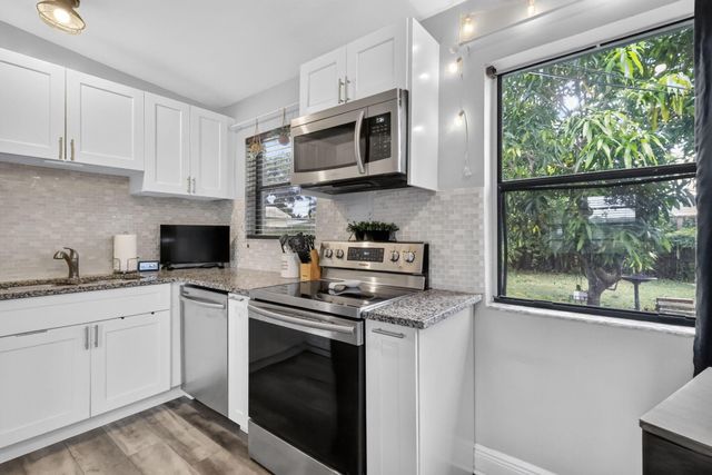 3842 Ocala Road, Lake Worth, FL 33462