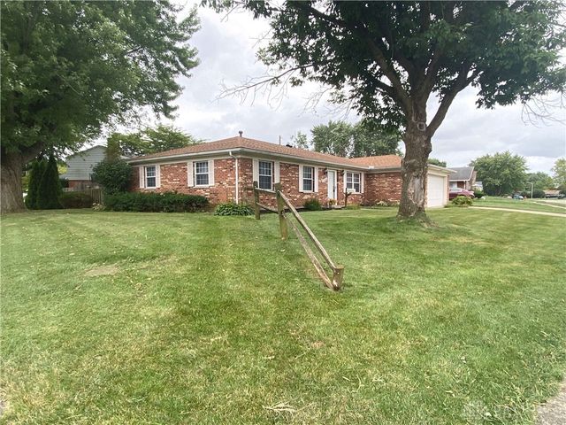 5784 Pennywell Drive, Dayton, OH 45424