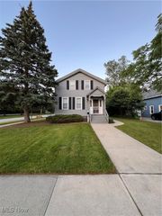 56 Beech Street 3, Berea, OH 44017