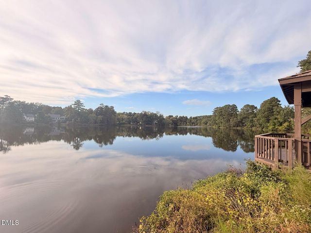 1704 Crag Burn Lane, Raleigh, NC 27604