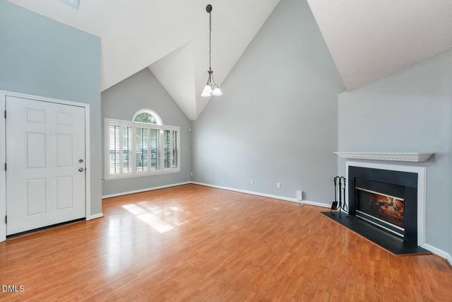 1704 Crag Burn Lane, Raleigh, NC 27604