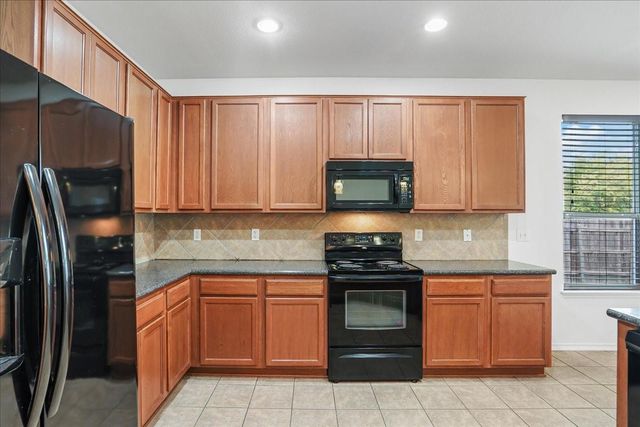 200 Rudy LN, Kyle, TX 78640