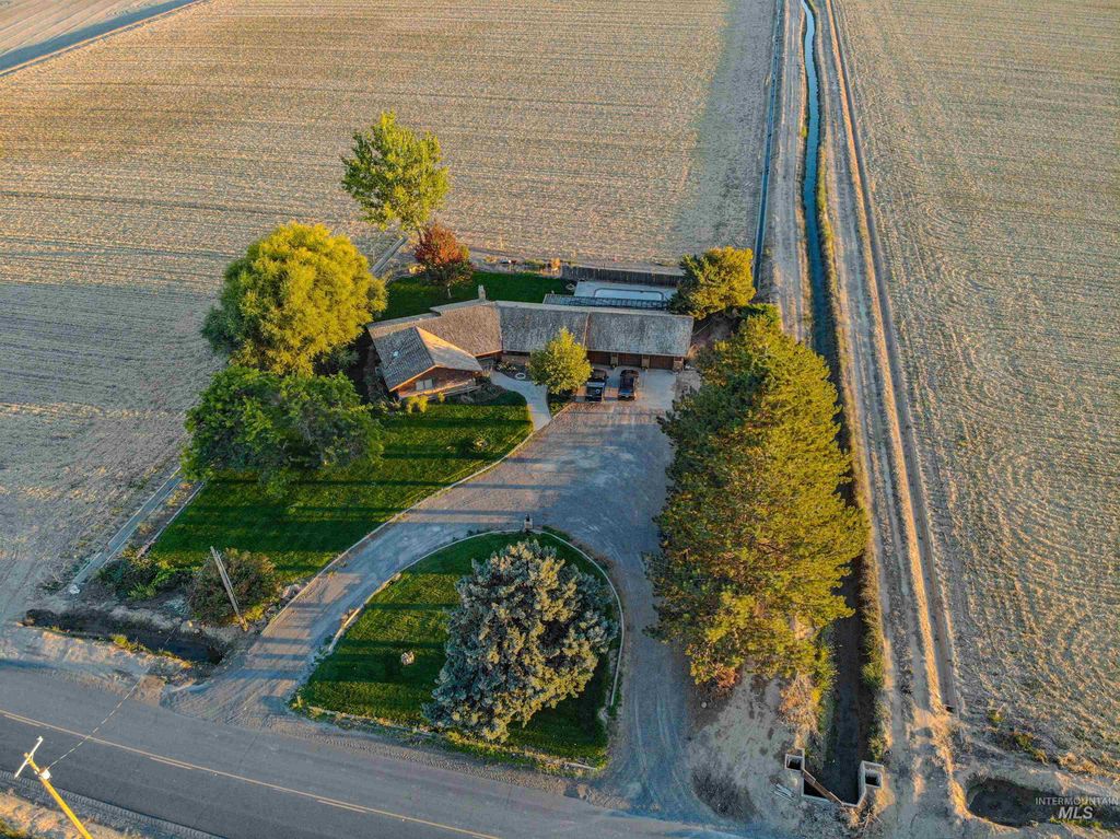 887 Overstreet Road, Nyssa, OR 97913