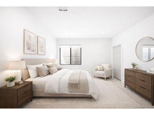 2697 S Clayton St, Denver, CO 80210