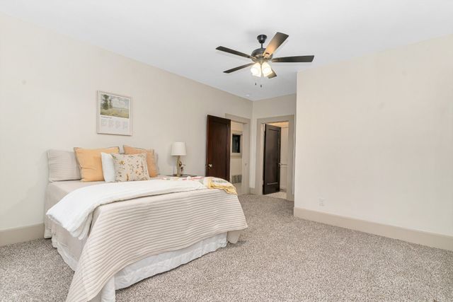 225 Featherston Street, Cleburne, TX 76033