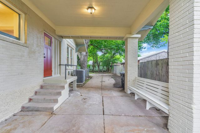 225 Featherston Street, Cleburne, TX 76033