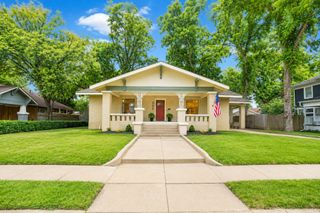 225 Featherston Street, Cleburne, TX 76033