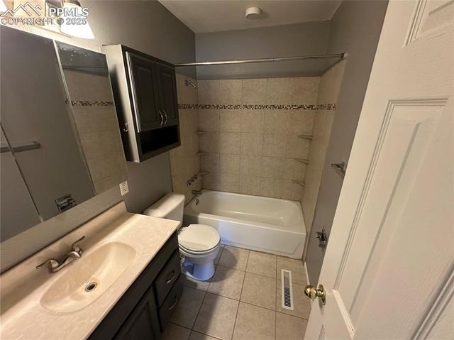 425 Security Boulevard, Colorado Springs, CO 80911