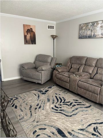 3294 LOCKMEADE DR, Memphis, TN 38127