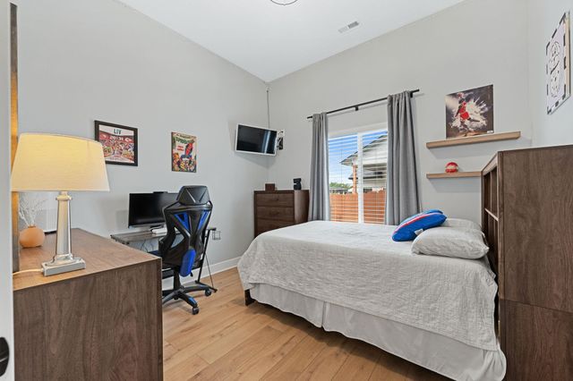 290 S Wellcrest Ct, Wichita, KS 67052